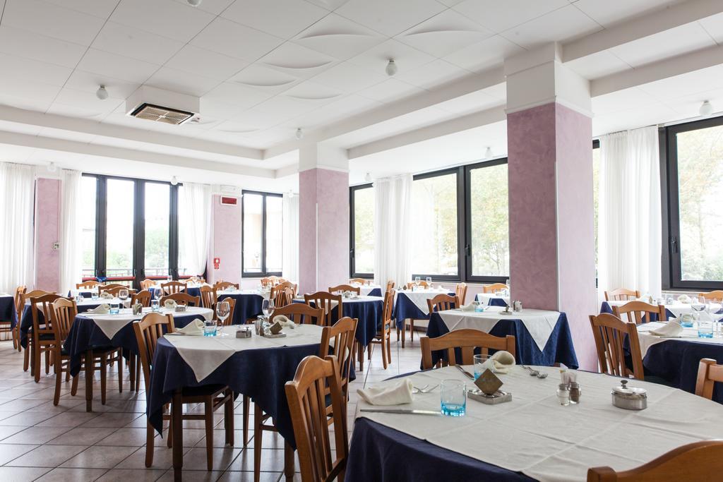 Hotel Apollo Cesenatico Extérieur photo