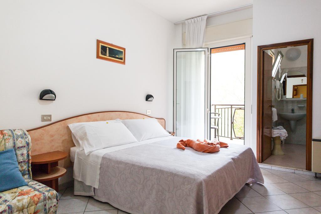 Hotel Apollo Cesenatico Extérieur photo